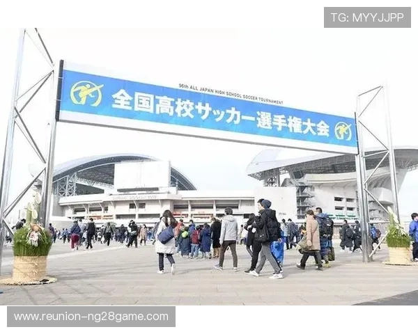 F1赛事引发热议 赛季前瞻与车队动态揭示冠军之争激烈态势